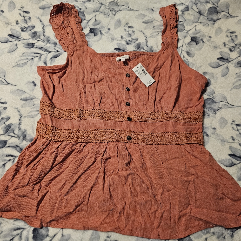 Women's Lace Trim Button-Down Top - Rust